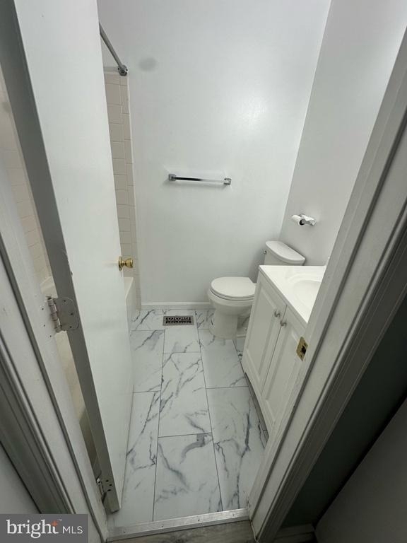 7927 Foxcrest Court - Photo 9