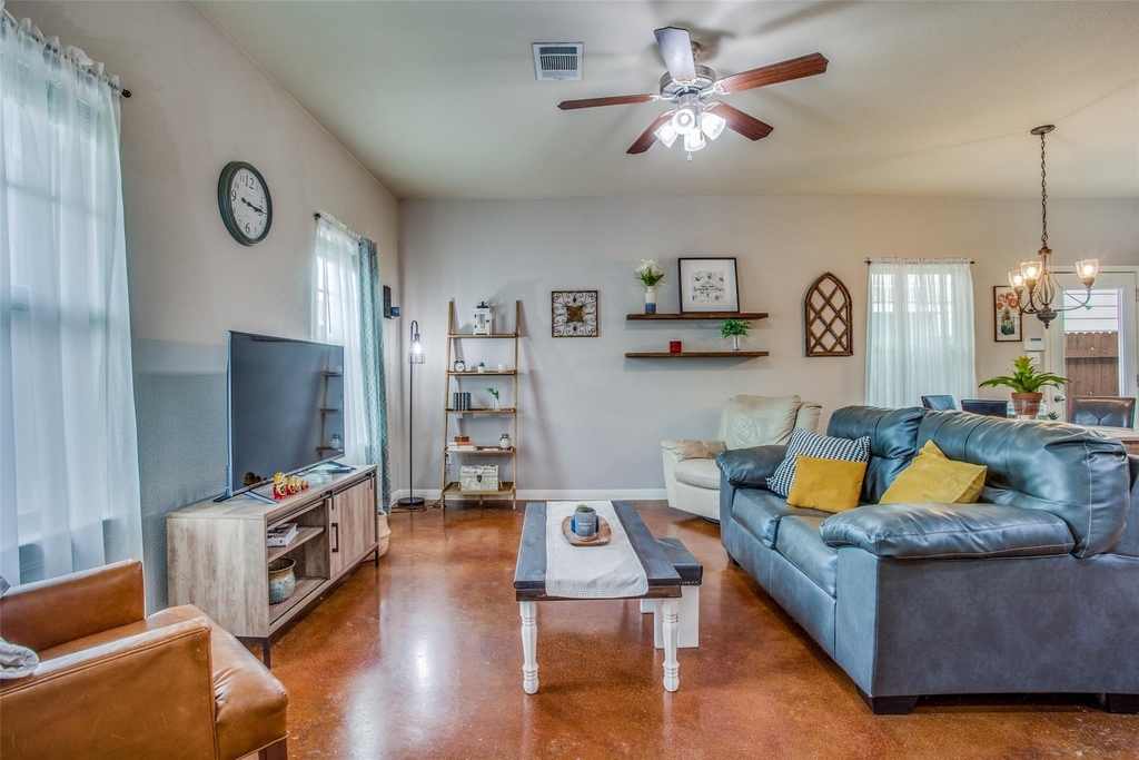 4518 Senda Ln - Photo 3