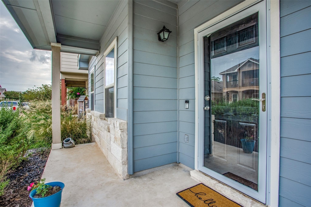 4518 Senda Ln - Photo 1