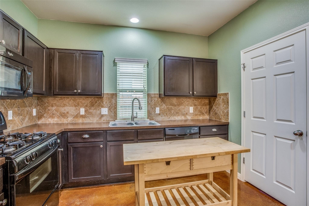 4518 Senda Ln - Photo 10