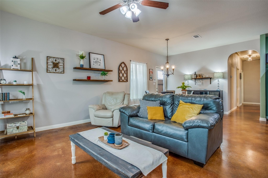 4518 Senda Ln - Photo 4