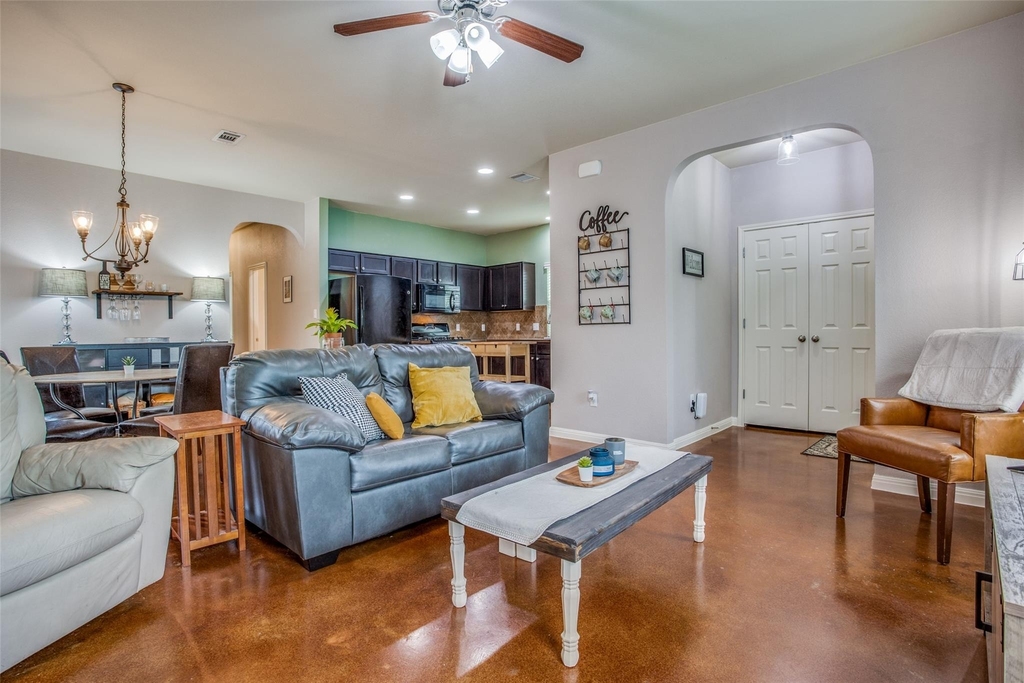 4518 Senda Ln - Photo 5
