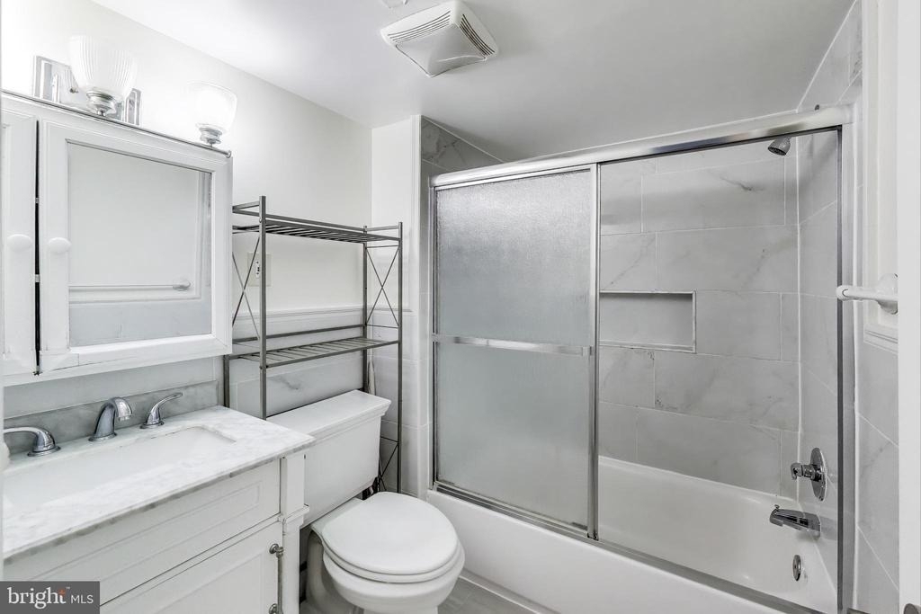 9820 Georgia Avenue - Photo 14