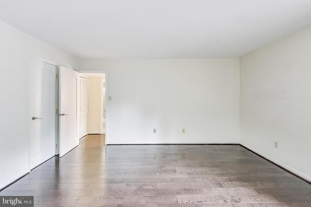 9820 Georgia Avenue - Photo 12
