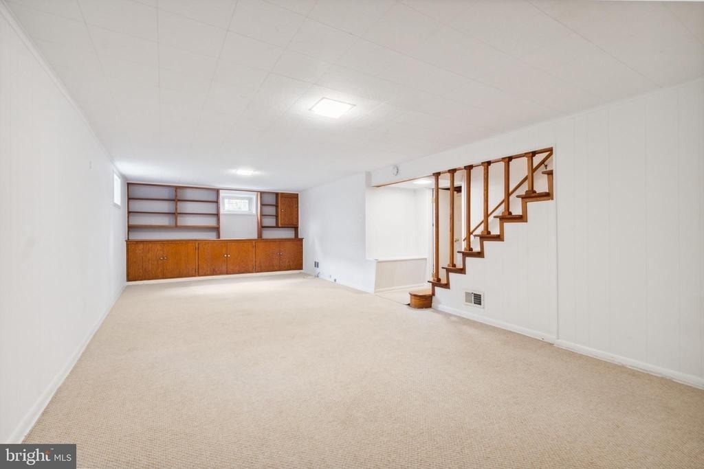 9923 Mayfield Drive - Photo 15