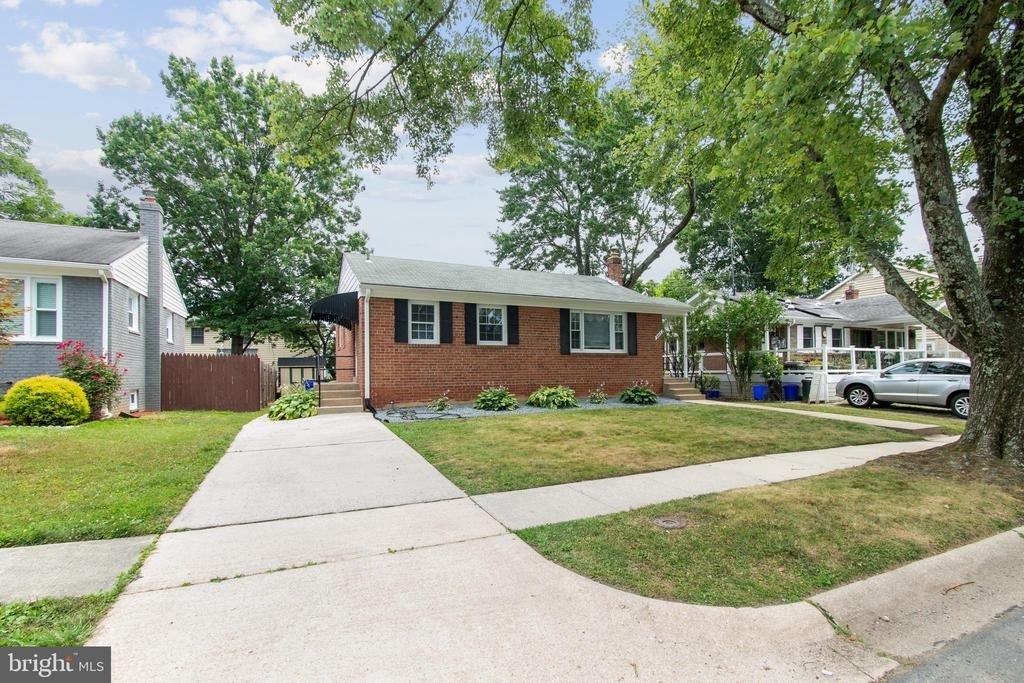 9923 Mayfield Drive - Photo 1