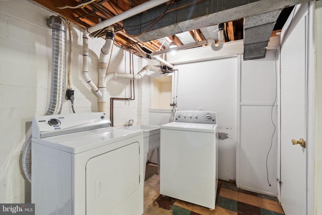 9923 Mayfield Drive - Photo 18
