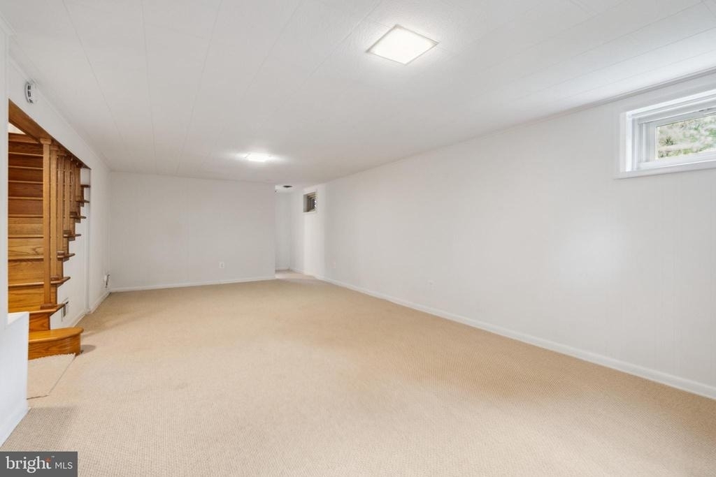 9923 Mayfield Drive - Photo 16