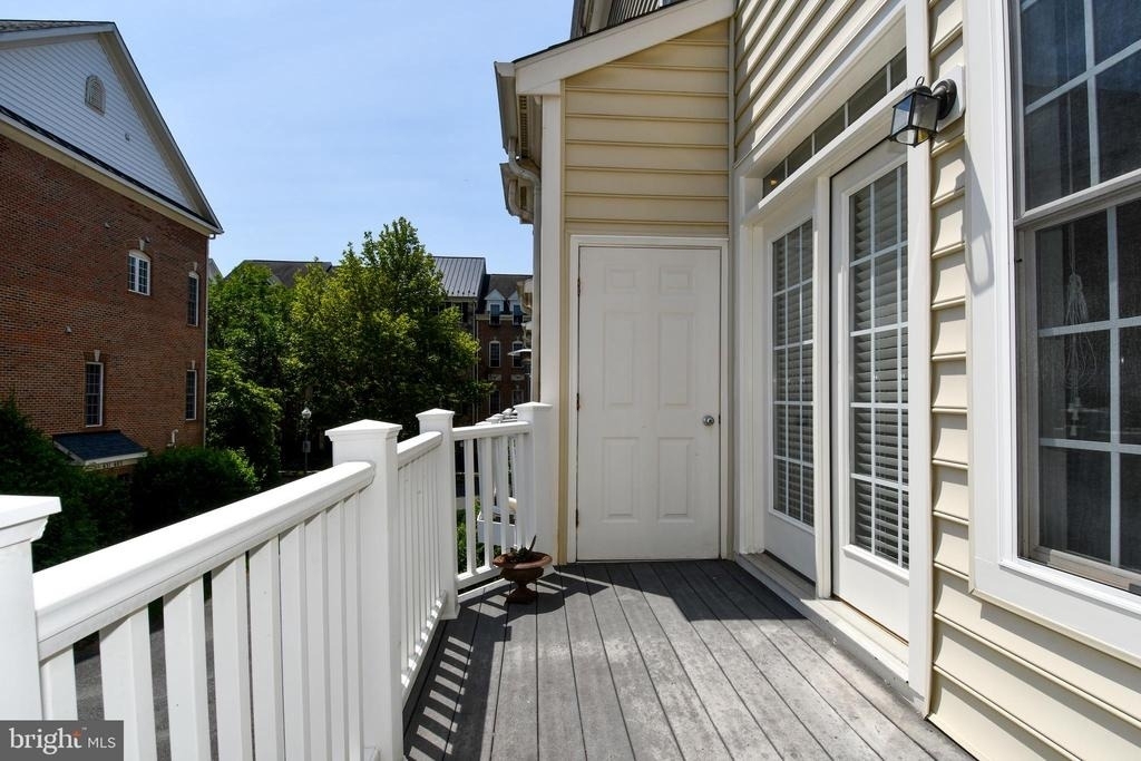 589 Cedar Spring Street - Photo 18