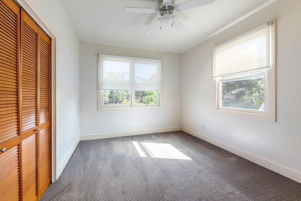 1608 E 19th St - Photo 25