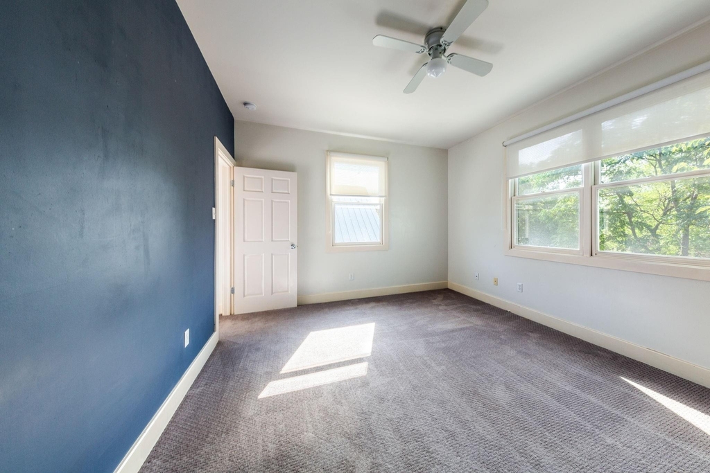1608 E 19th St - Photo 17