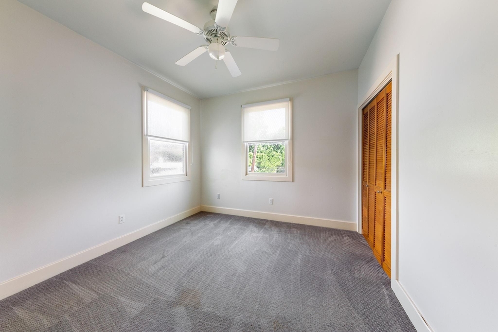 1608 E 19th St - Photo 21