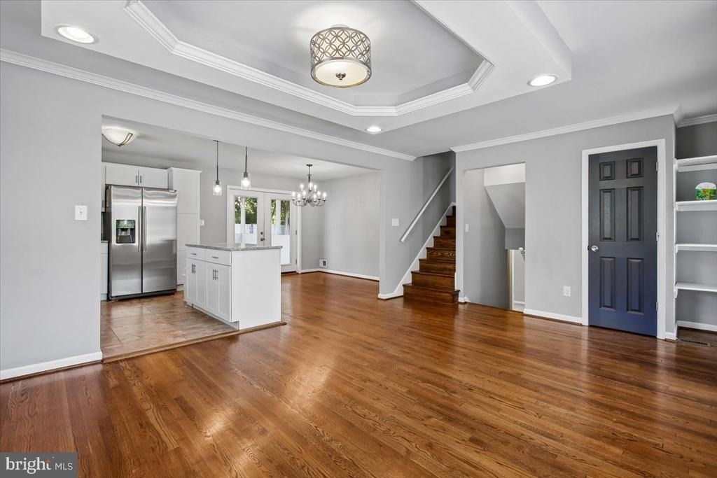 3801 Denfeld Avenue - Photo 5