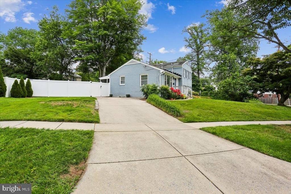 3801 Denfeld Avenue - Photo 24