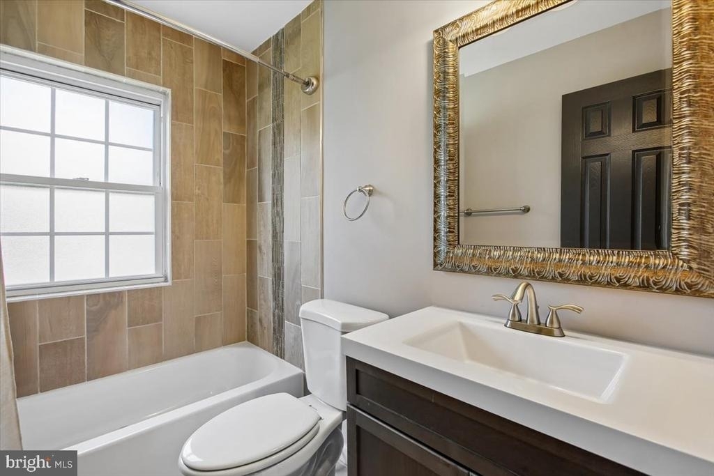 3801 Denfeld Avenue - Photo 14