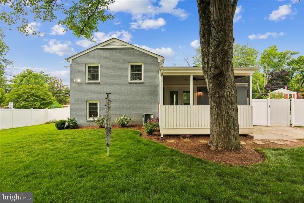 3801 Denfeld Avenue - Photo 27