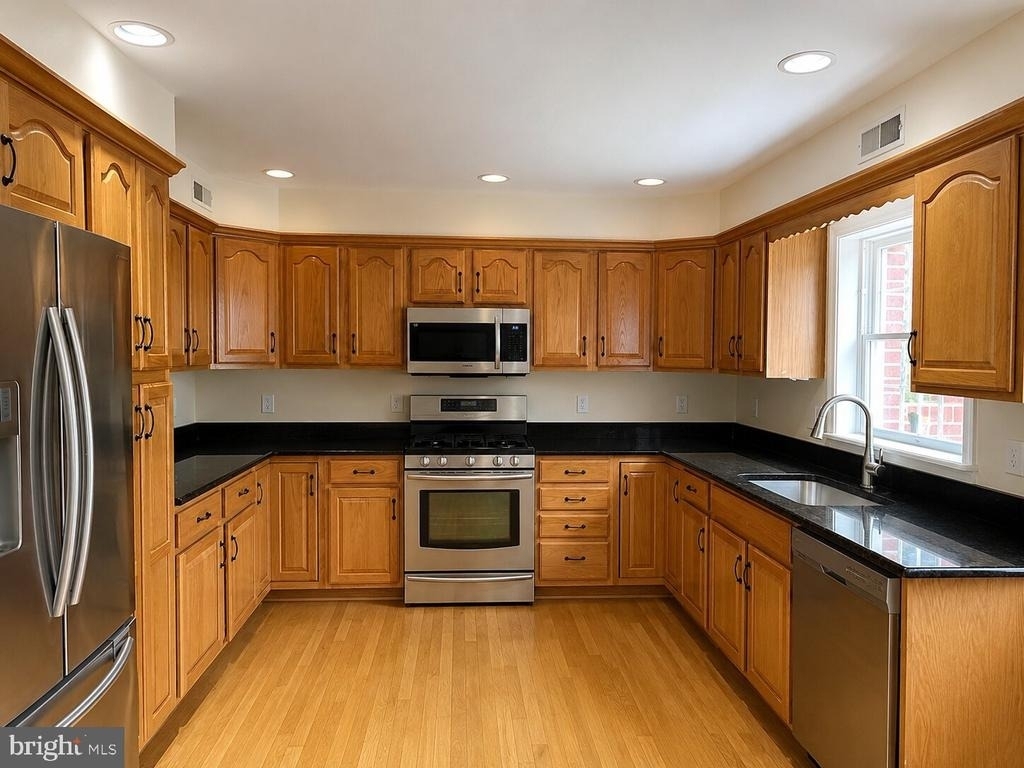 4508 Chestnut Street - Photo 4
