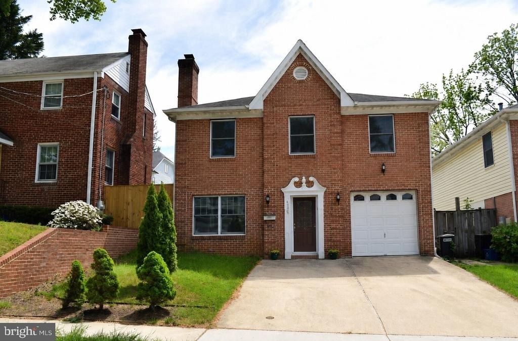 4508 Chestnut Street - Photo 0