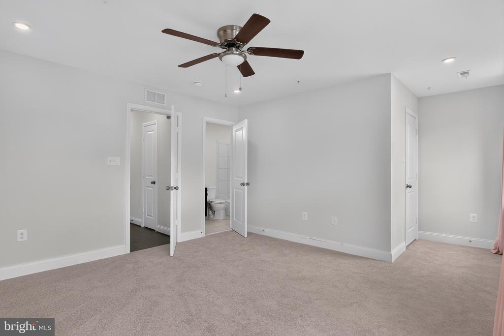 12241 Bluffwood Terrace - Photo 23