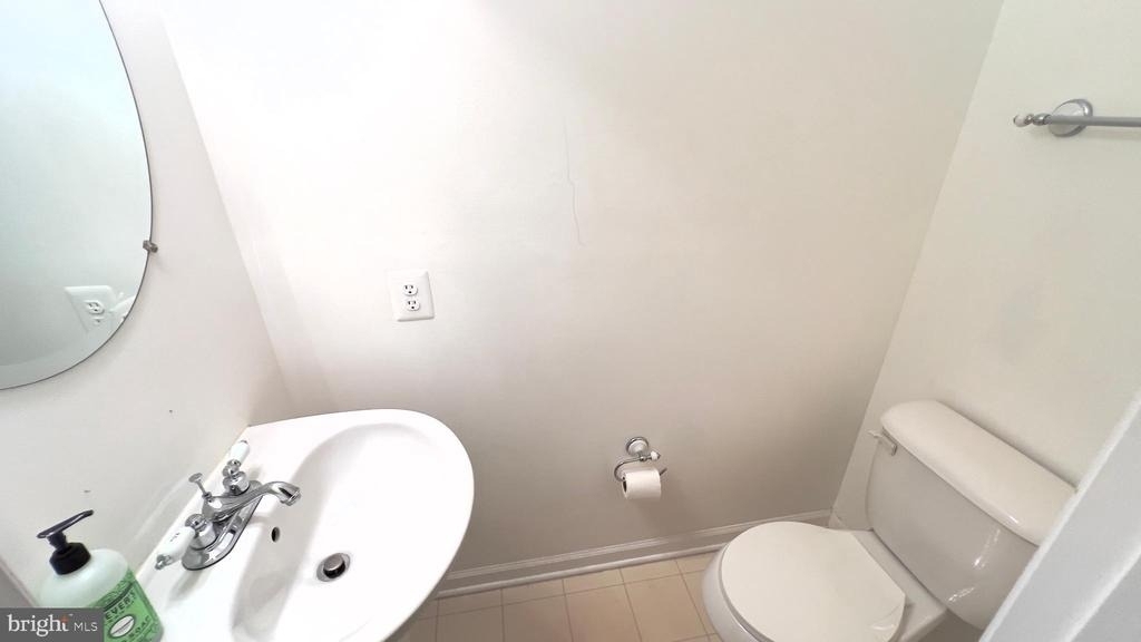 9742 Washingtonian Boulevard - Photo 4