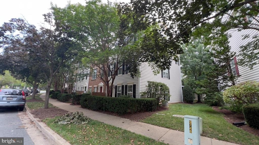 9742 Washingtonian Boulevard - Photo 28