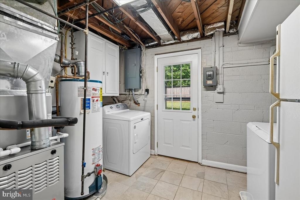 1103 Playford Lane - Photo 17