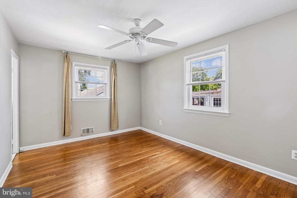 1103 Playford Lane - Photo 7