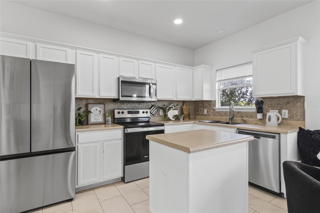 13524 Lyndon B Johnson St - Photo 14