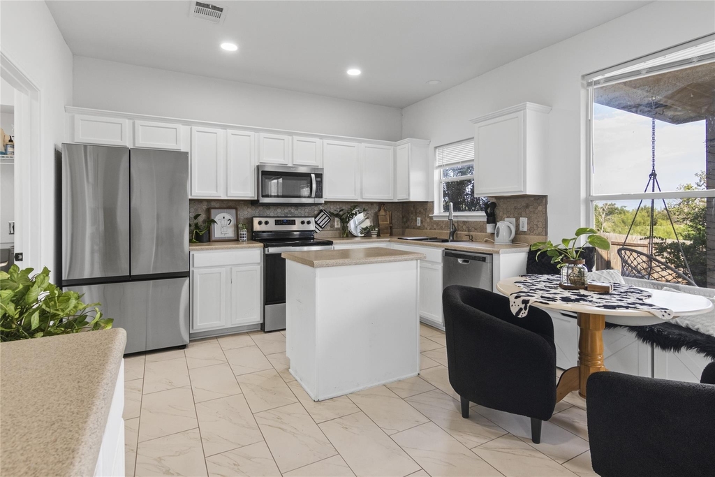 13524 Lyndon B Johnson St - Photo 12