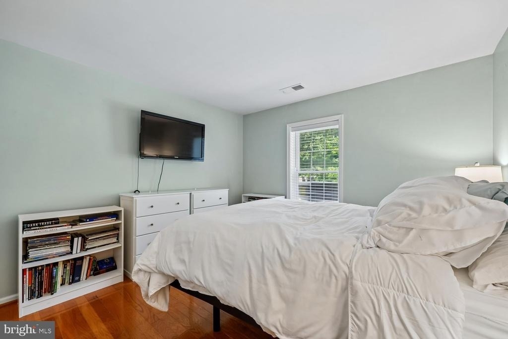 5702 Brewer House Circle - Photo 23