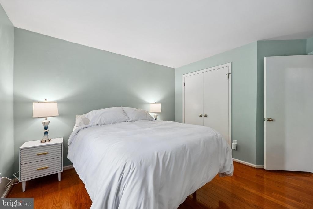 5702 Brewer House Circle - Photo 24