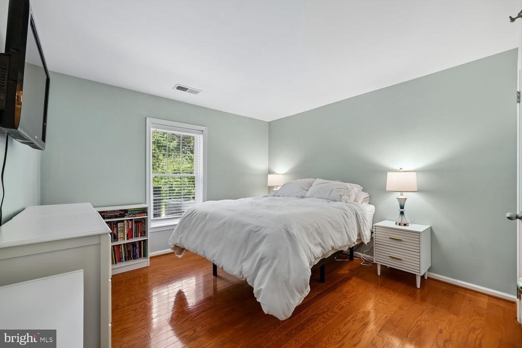 5702 Brewer House Circle - Photo 22