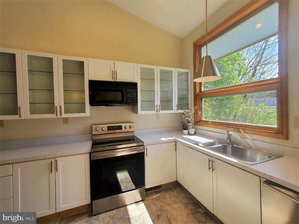 11717 King Tree Street - Photo 3