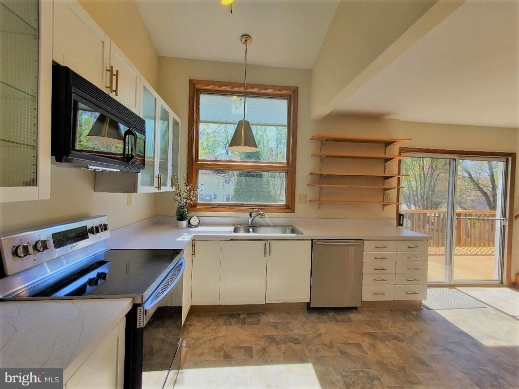 11717 King Tree Street - Photo 2