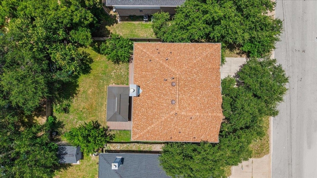 706 Hilltop Dr - Photo 17