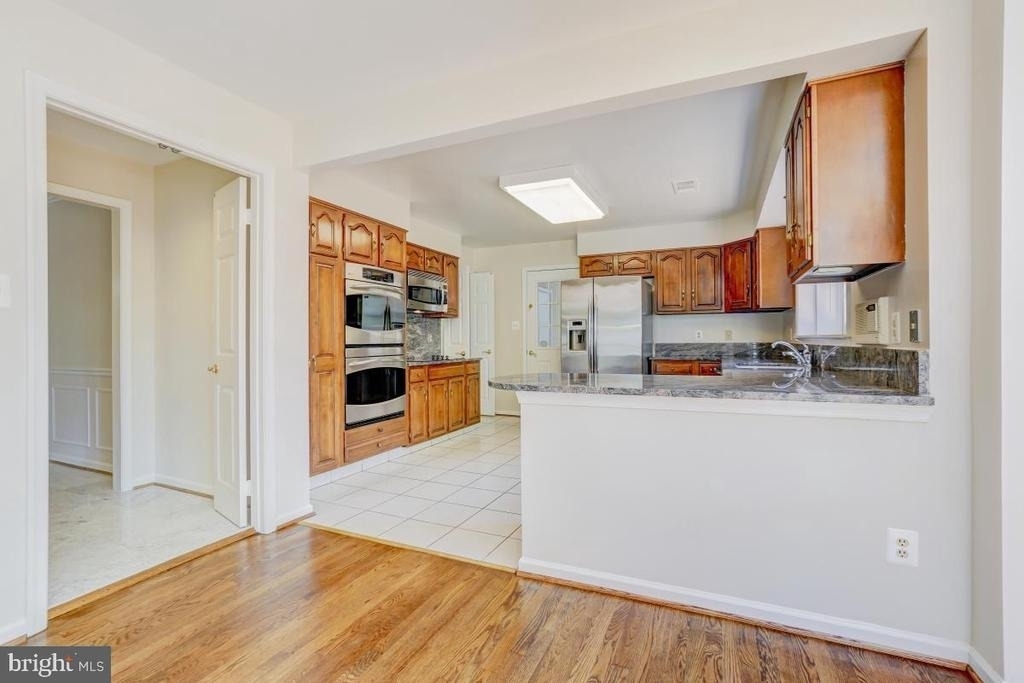9548 Fox Hollow - Photo 18