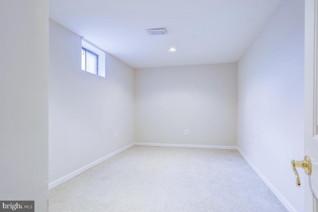 9548 Fox Hollow - Photo 48