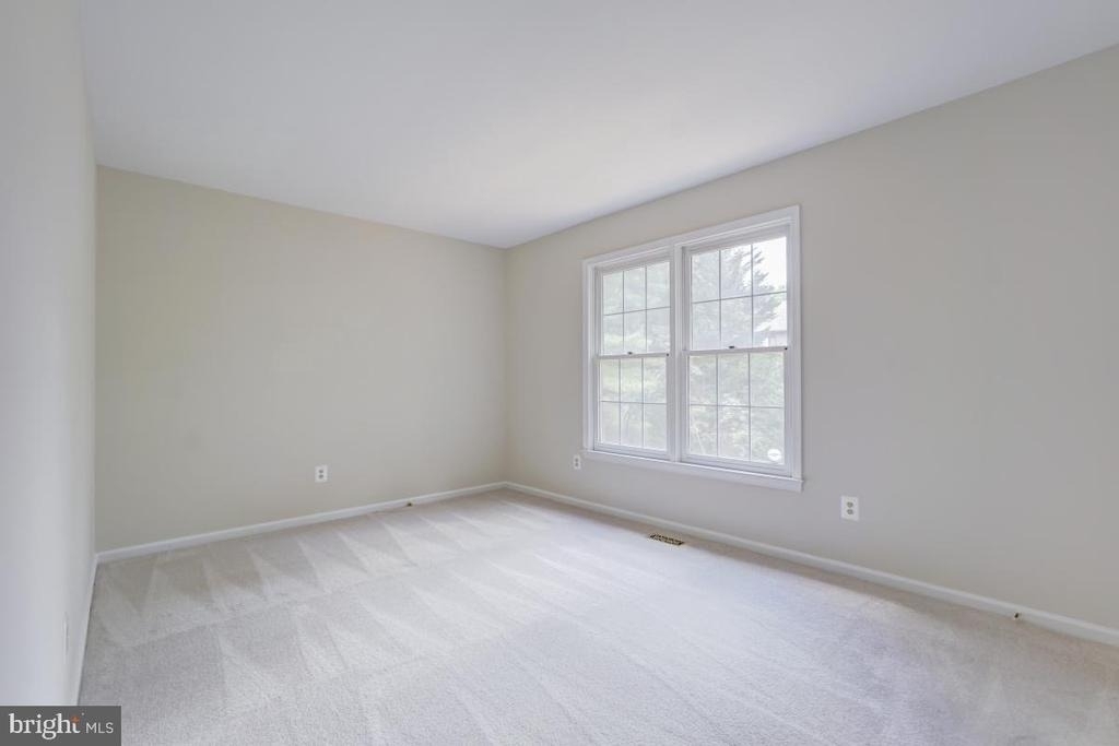 9548 Fox Hollow - Photo 33
