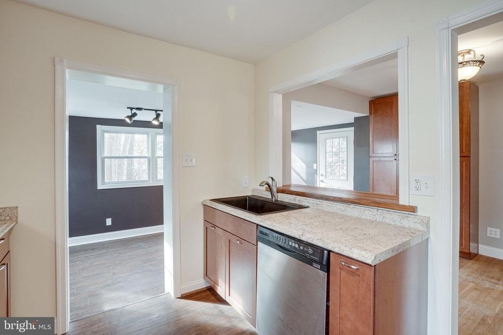 4107 Byrd Court - Photo 4