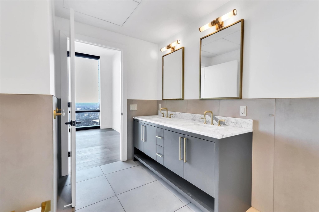 70 Rainey St - Photo 22