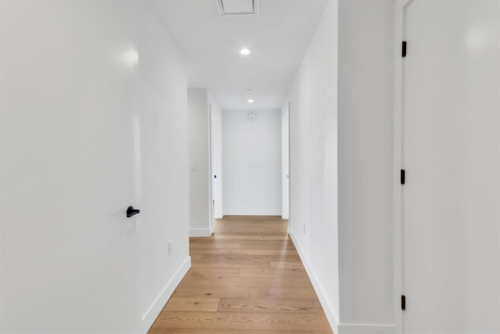 70 Rainey St - Photo 12
