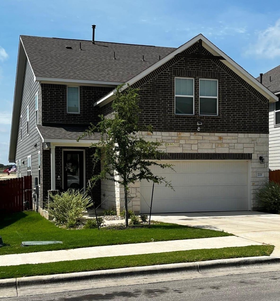 221 Travis Ln - Photo 1