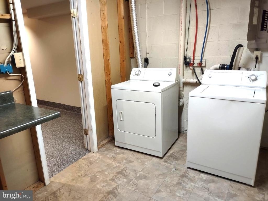 2208 Melrose Lane - Photo 31