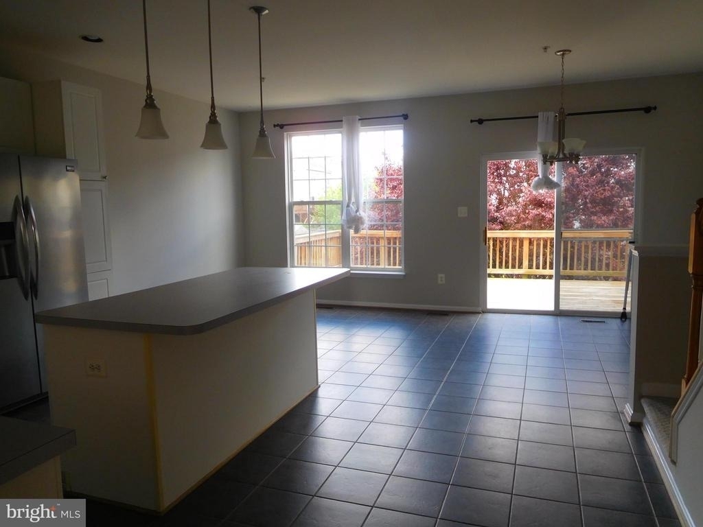 1941 Fieldstone Way - Photo 7