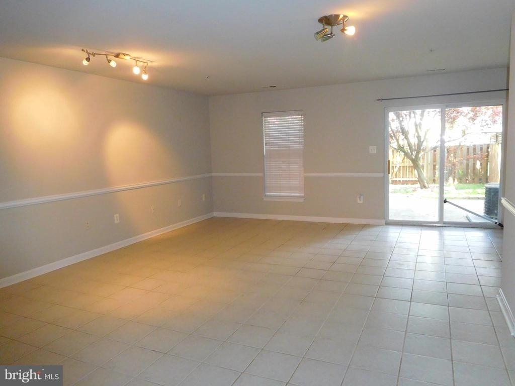 1941 Fieldstone Way - Photo 21