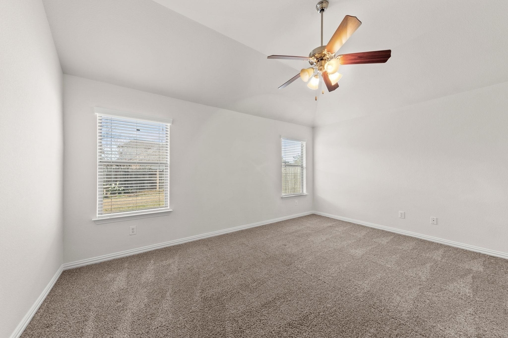 411 Tascate St - Photo 20