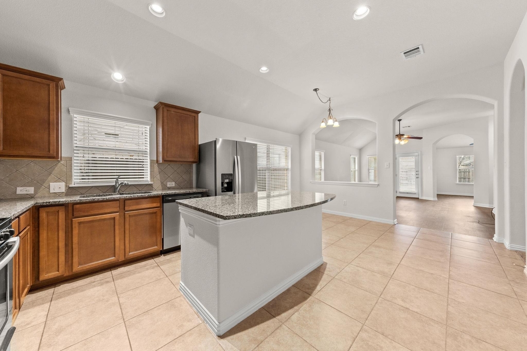 411 Tascate St - Photo 10