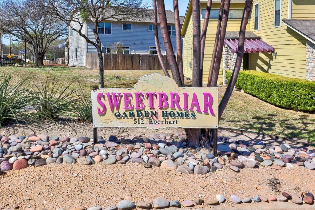 512 Eberhart Ln - Photo 39