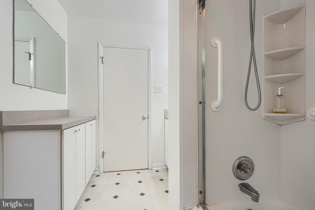 112 Springside Drive - Photo 19
