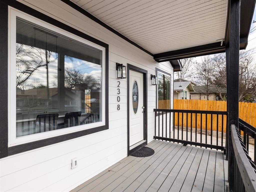 2308 Santa Maria St - Photo 3
